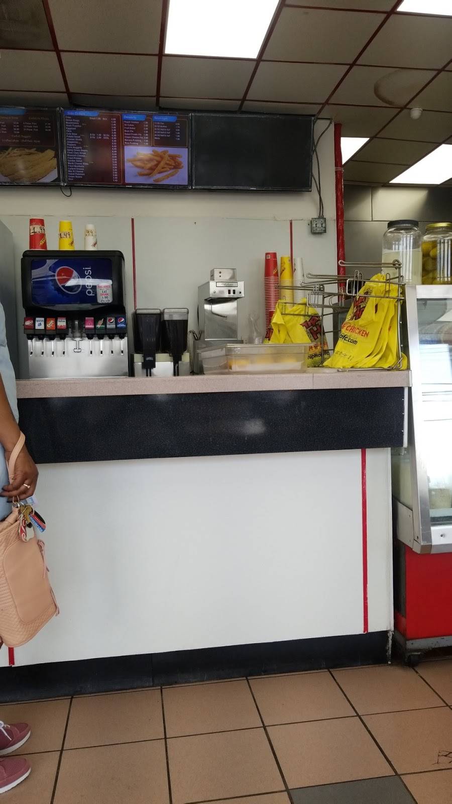 Hip Hop Fish & Chicken | restaurant | 912 Taylor Ave, Towson, MD 21286, USA | 4103216565 OR +1 410-321-6565