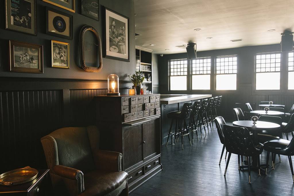 18th & Vine | restaurant | 4100 Maple Ave, Dallas, TX 75219, USA | 2144438335 OR +1 214-443-8335