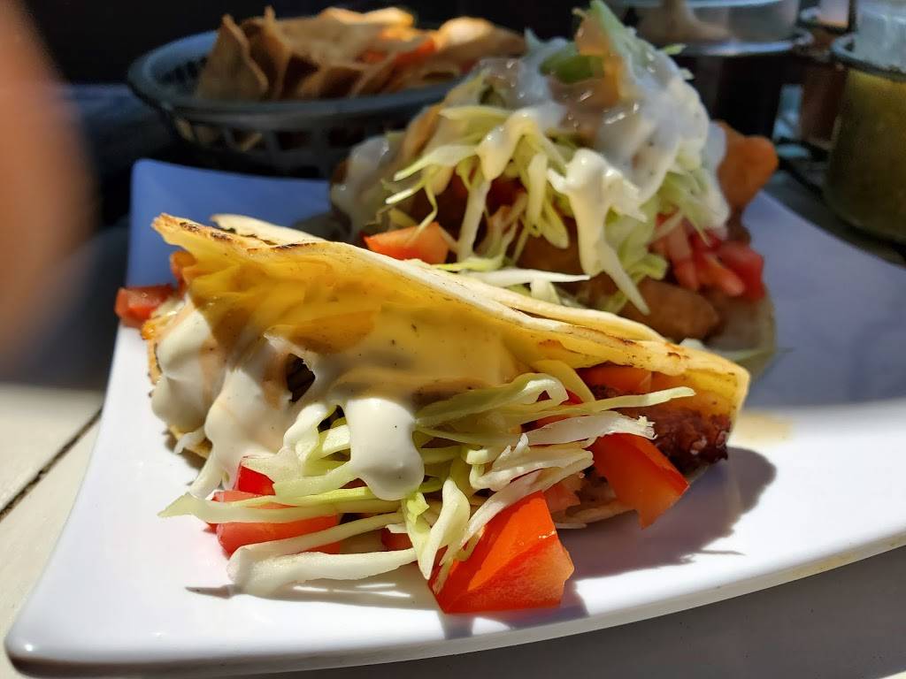 Mariscos Rubens y Charlies Seafood | restaurant | Av Del Pacifico 493, Costa, 22667 Tijuana, B.C., Mexico | 016643782421 OR +52 664 378 2421