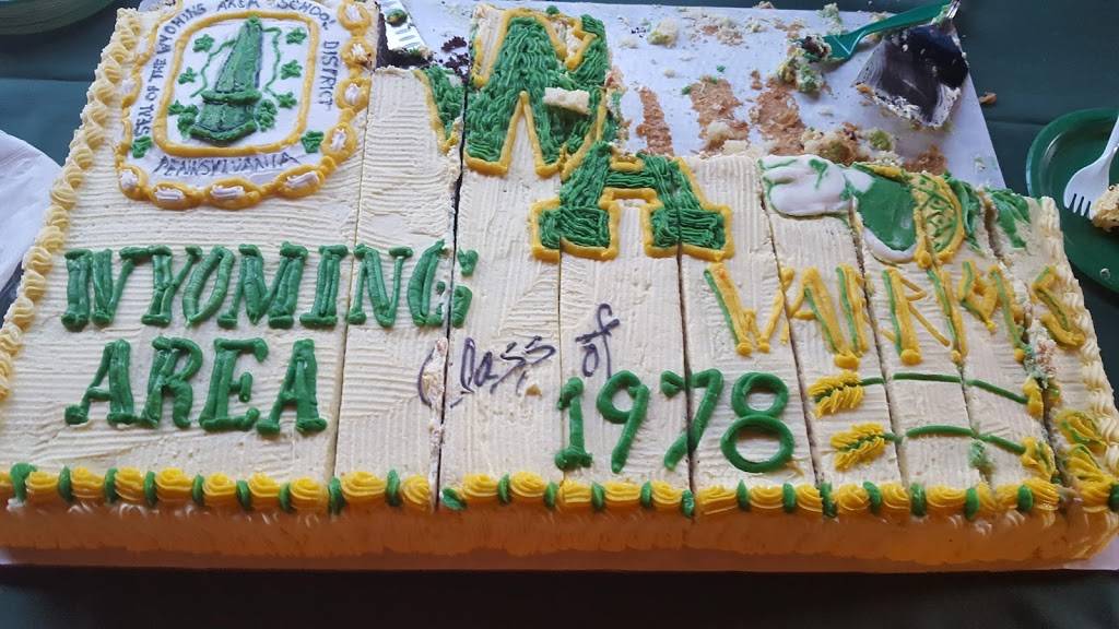 The Checkerboard Inn Bar & Restaurant | restaurant | 385 Carverton Rd, Trucksville, PA 18708, USA | 5706961648 OR +1 570-696-1648