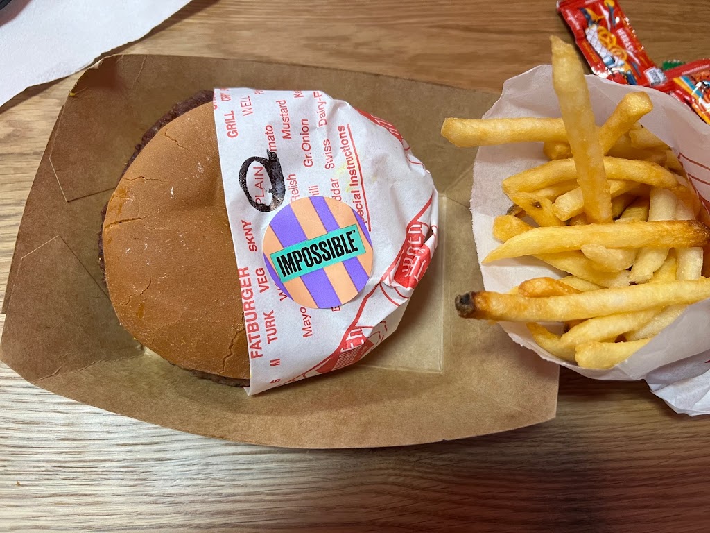 Fatburger | restaurant | 17000 I-10, San Antonio, TX 78257, USA | 3103191850 OR +1 310-319-1850