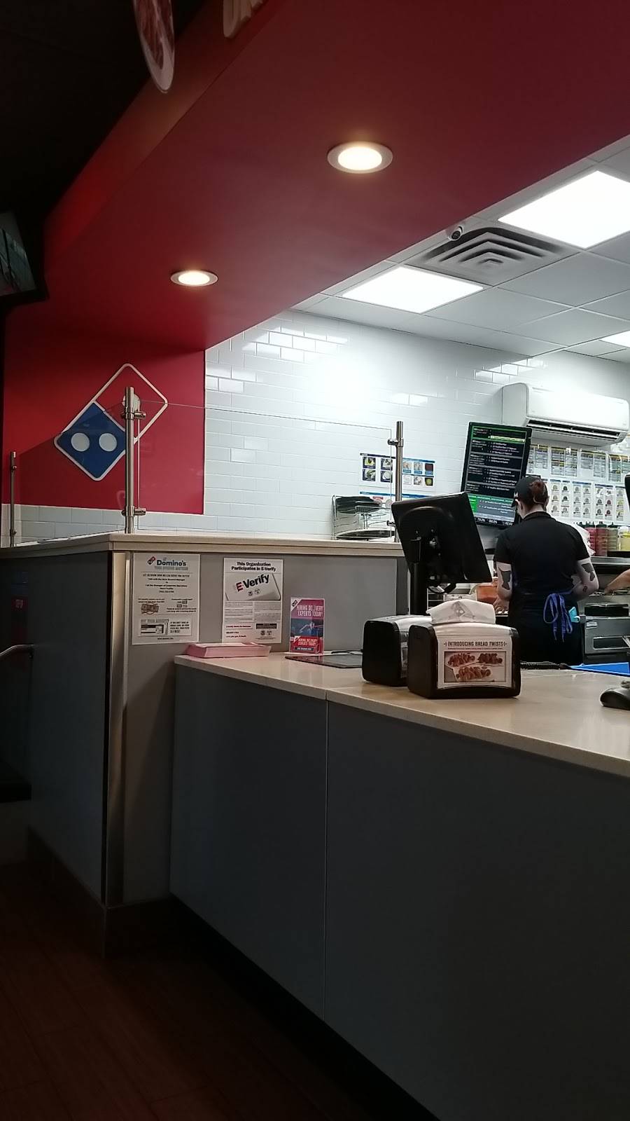 Dominos Pizza | meal delivery | 8508 W Sahara Ave, Las Vegas, NV 89117, USA | 7023633030 OR +1 702-363-3030