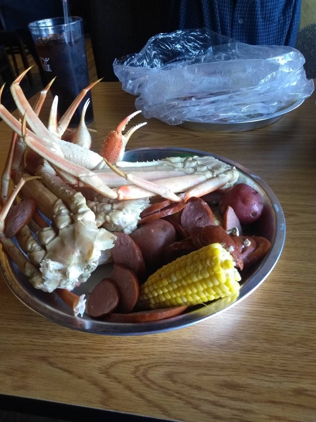 ugly crab 2 | restaurant | 5939 E 82nd St, Indianapolis, IN 46250, USA | 3179438168 OR +1 317-943-8168