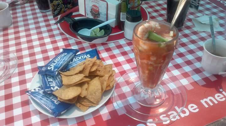 Mariscos Sinaloa | restaurant | Blvd. Tercer Ayuntamiento 28, Los Valles, B.C., Mexico | 016648080098 OR +52 664 808 0098