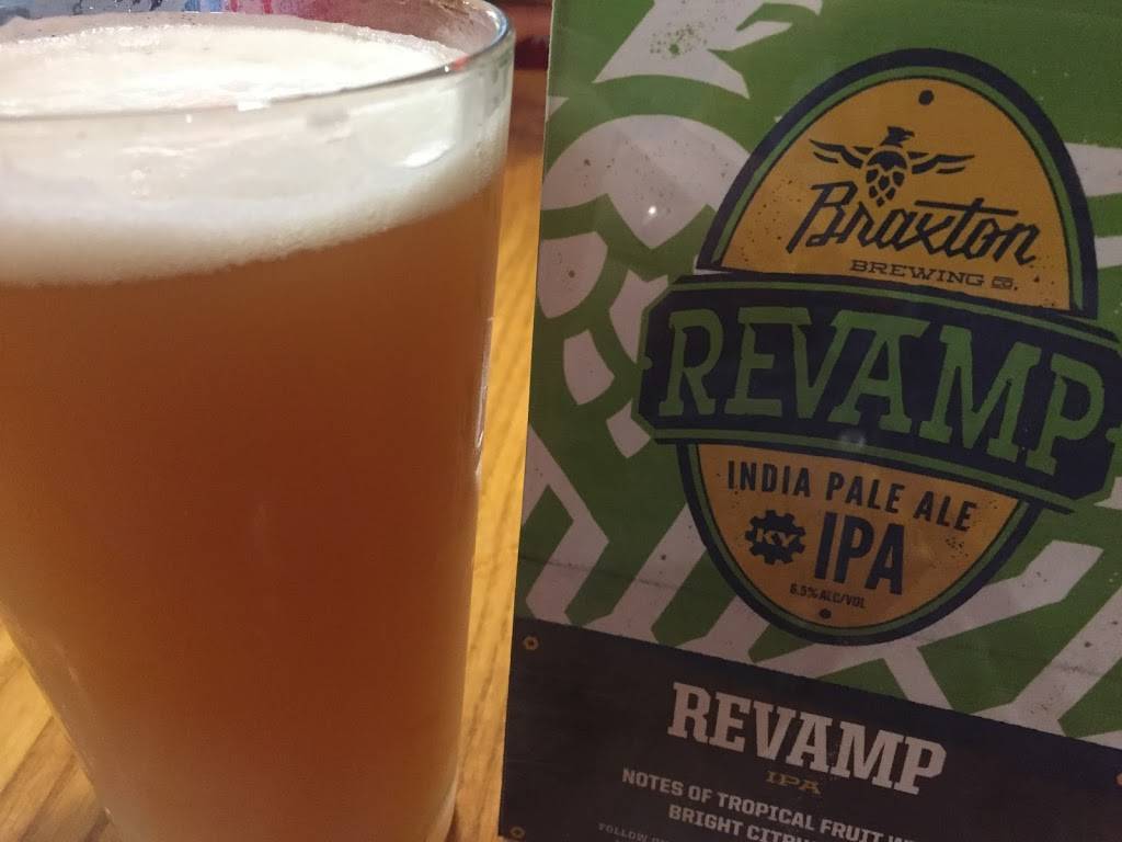 Chilis Grill & Bar | meal takeaway | Intl Airport, 600 Terminal Dr, Louisville, KY 40209, USA | 5023633004 OR +1 502-363-3004