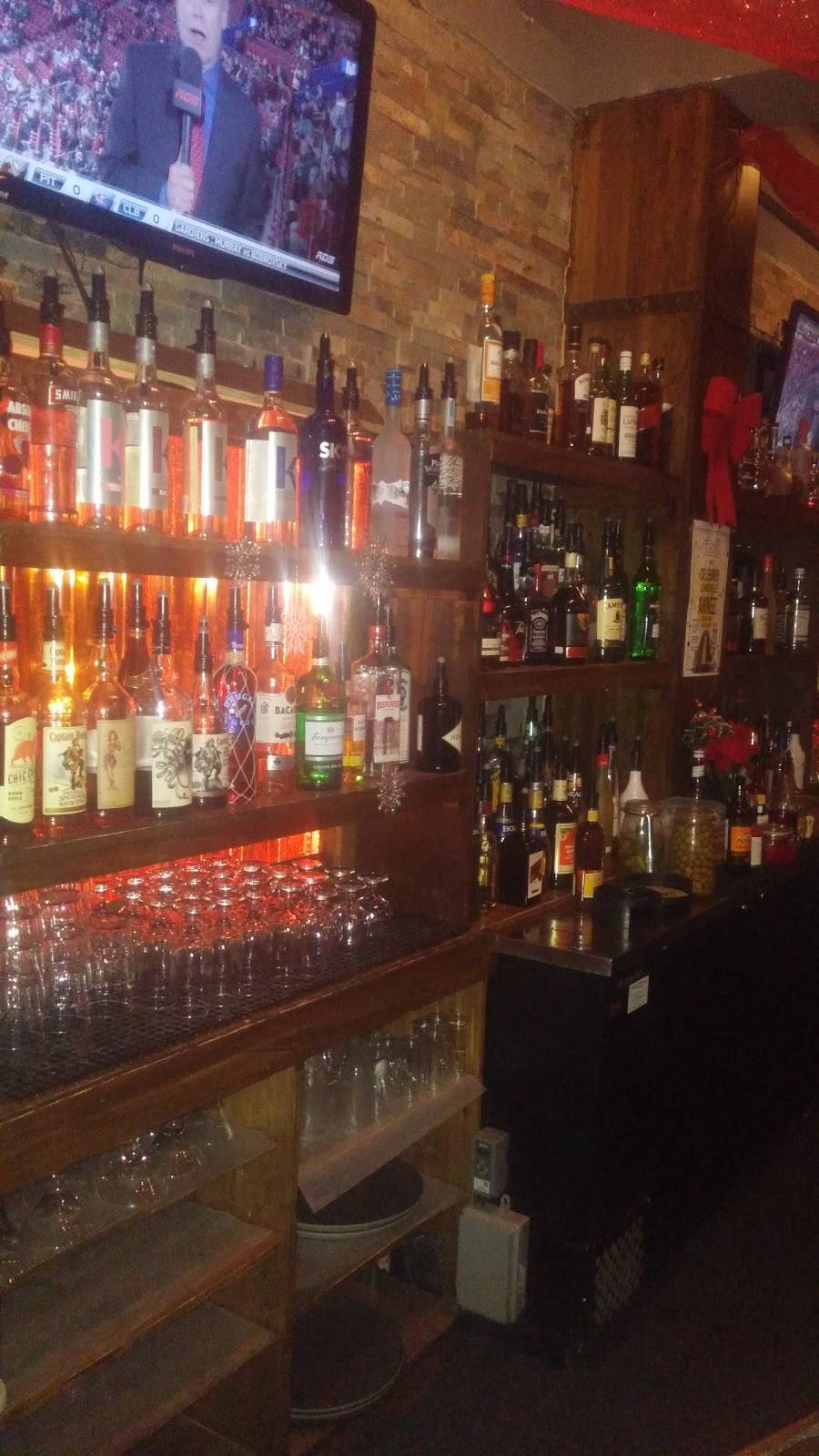 La Chope | restaurant | 316 Rue Saint Georges, Saint-Jérôme, QC J7Z 5A8, Canada | 4505043676 OR +1 450-504-3676