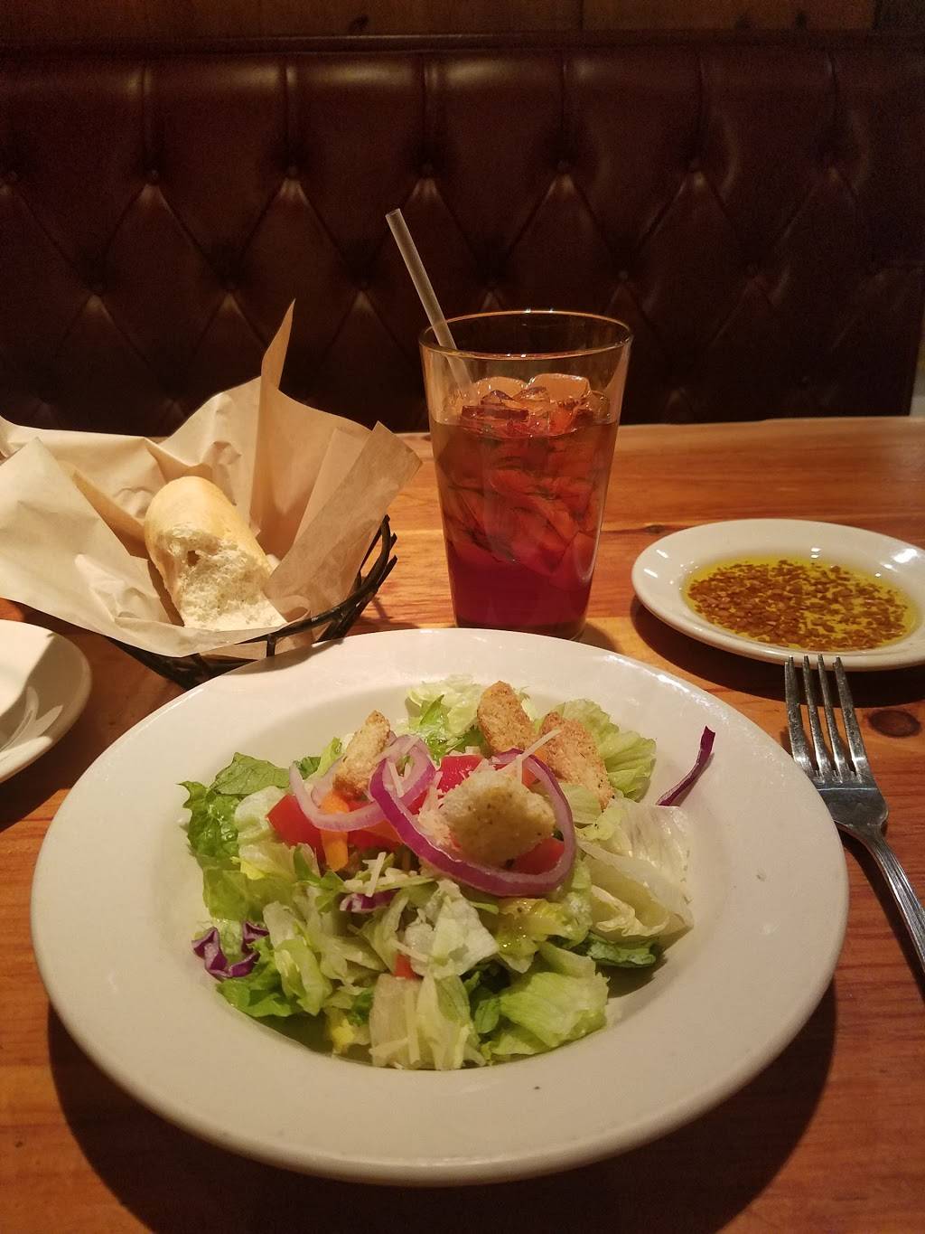 Johnny’s Italian-American Tavern by Carino’s | restaurant | 231 SW Loop 410, San Antonio, TX 78245, USA | 2106477705 OR +1 210-647-7705