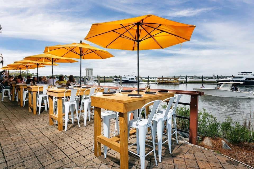California Dreaming | restaurant | 1 Ashley Point Dr, Charleston, SC 29407, USA | 8437661644 OR +1 843-766-1644
