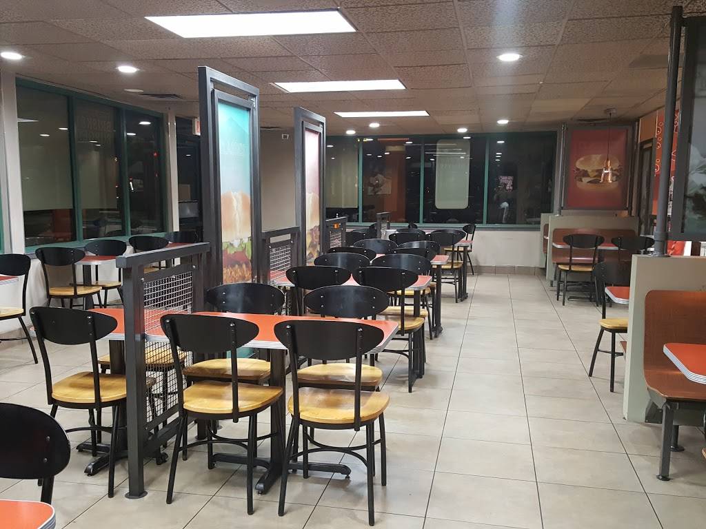 Jack in the Box | restaurant | 717 W San Marcos Blvd, San Marcos, CA 92078, USA | 7607442893 OR +1 760-744-2893