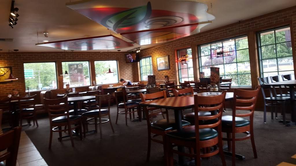 Pizza Hut | meal takeaway | 15210 SE 37th St, Bellevue, WA 98006, USA | 4257467800 OR +1 425-746-7800