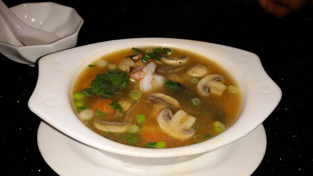 Folsom Thai Cuisine | restaurant | 2371 Iron Point Rd #100, Folsom, CA 95630, USA | 9169839000 OR +1 916-983-9000