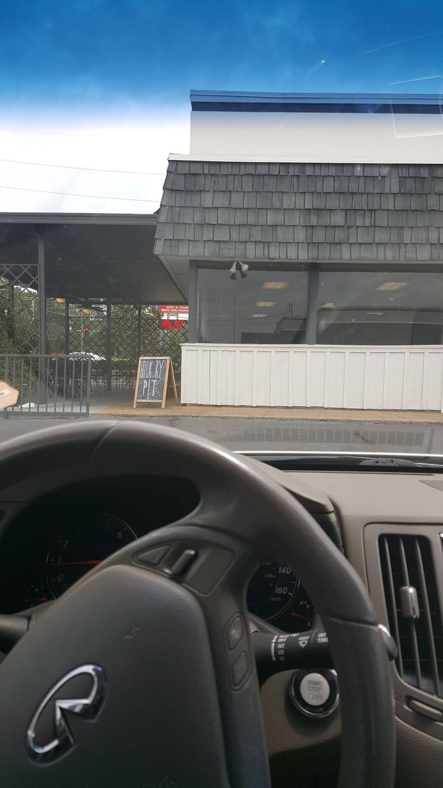 Hickory Pit | restaurant | 1491 Canton Mart Rd, Jackson, MS 39211, USA | 6019567079 OR +1 601-956-7079