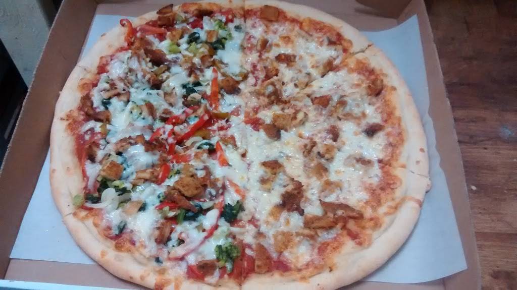 Capis pizza | restaurant | 87 Yonkers Ave, Yonkers, NY 10701, USA | 9147517707 OR +1 914-751-7707