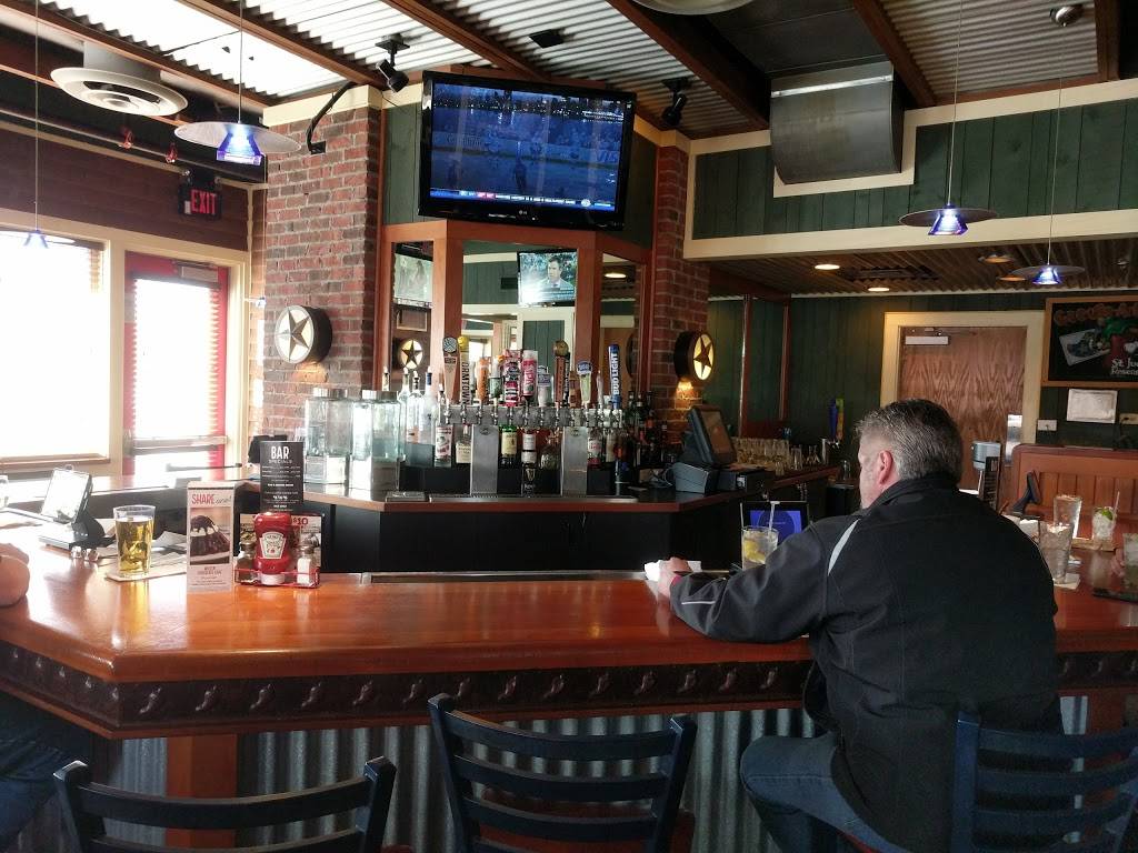 Chilis Grill & Bar | meal takeaway | 500 S St W, Raynham, MA 02767, USA | 5088246536 OR +1 508-824-6536