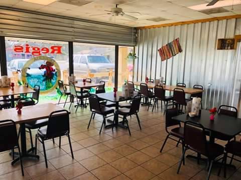 Regis Taqueria | restaurant | 302 W Brown St, Hearne, TX 77859, USA | 9795998369 OR +1 979-599-8369