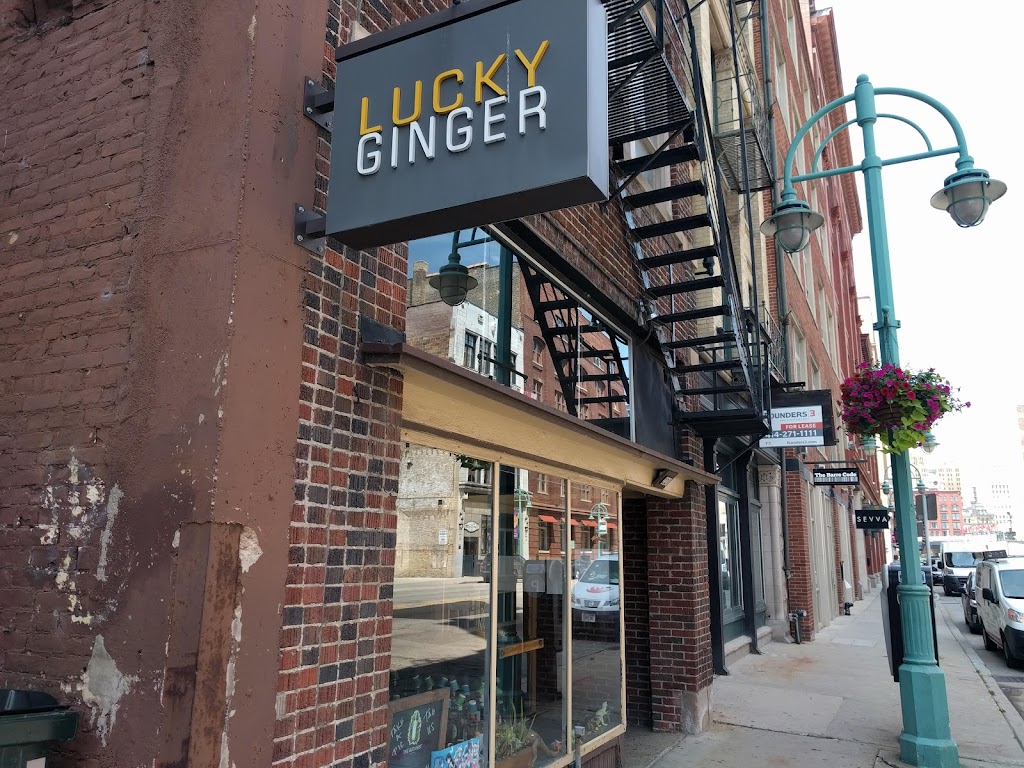 Lucky Ginger | restaurant | 221 N Water St, Milwaukee, WI 53202, USA | 4142698699 OR +1 414-269-8699