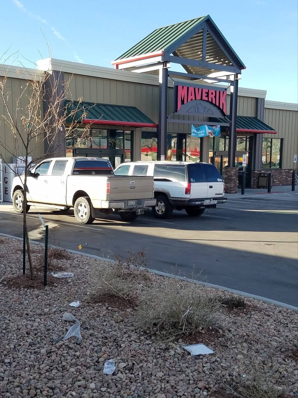 Maverik | restaurant | 711 E Fillmore St, Colorado Springs, CO 80907, USA | 7194713374 OR +1 719-471-3374