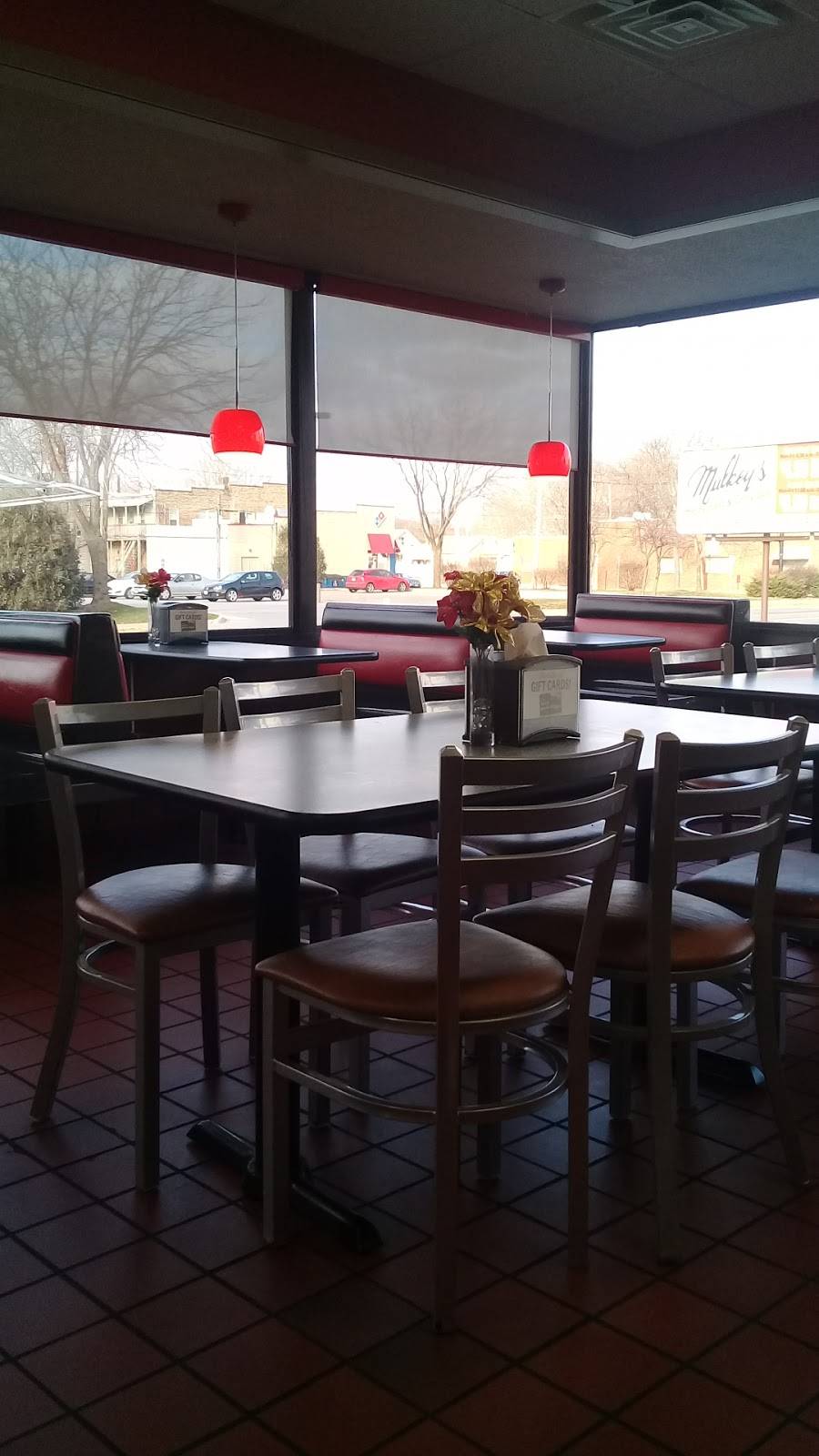 Hardees | restaurant | 1419 38th St, Rock Island, IL 61201, USA | 3097941523 OR +1 309-794-1523