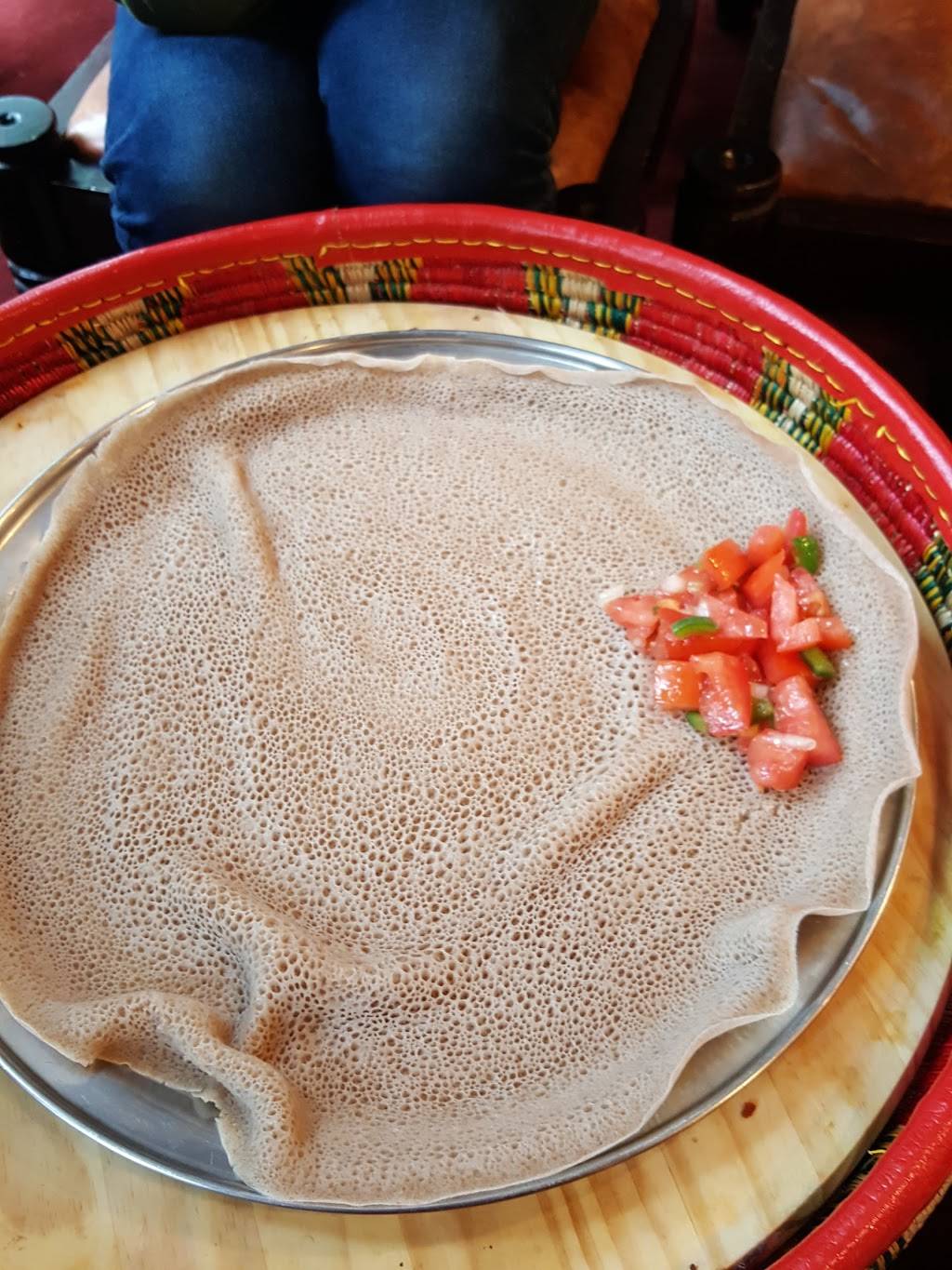 Checheho Ethiopian Restaurant | restaurant | 5820 Seminary Rd, Falls Church, VA 22041, USA | 7033416555 OR +1 703-341-6555