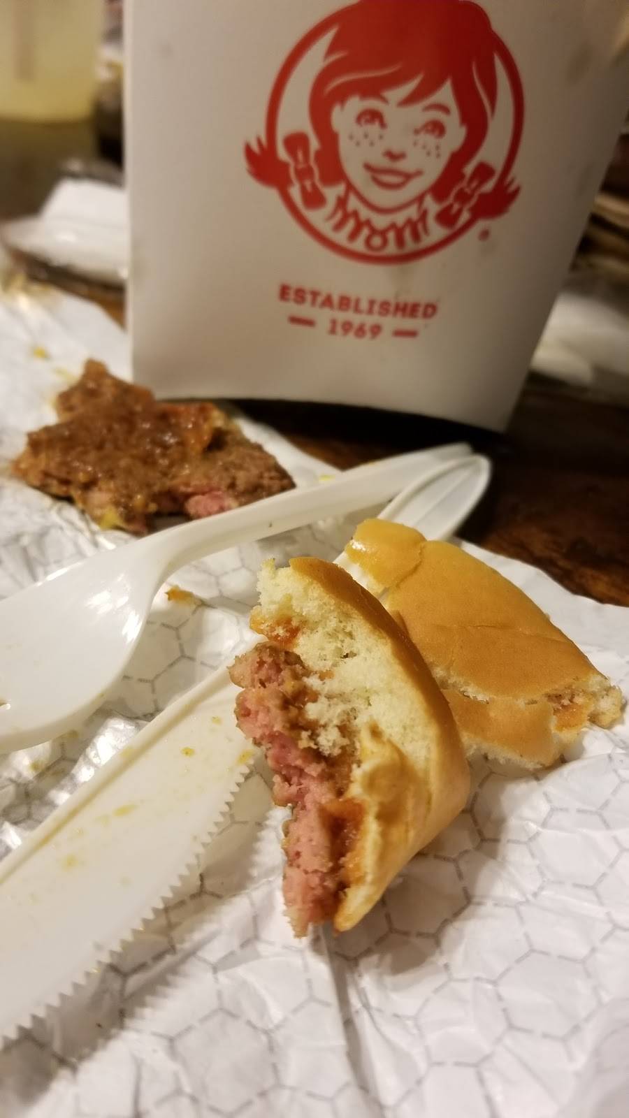 Wendys | restaurant | 95 Woodcross Dr, Columbia, SC 29212, USA | 8034079990 OR +1 803-407-9990