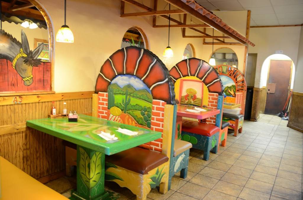Puerto Vallarta Restaurant | restaurant | 4214 Charlestown Rd #4, New Albany, IN 47150, USA | 8129453588 OR +1 812-945-3588