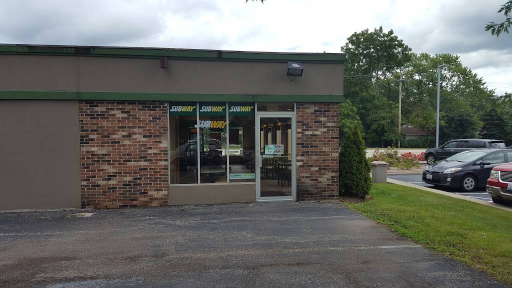 Subway Restaurants | restaurant | 400 S 8th St, West Dundee, IL 60118, USA | 8474288448 OR +1 847-428-8448