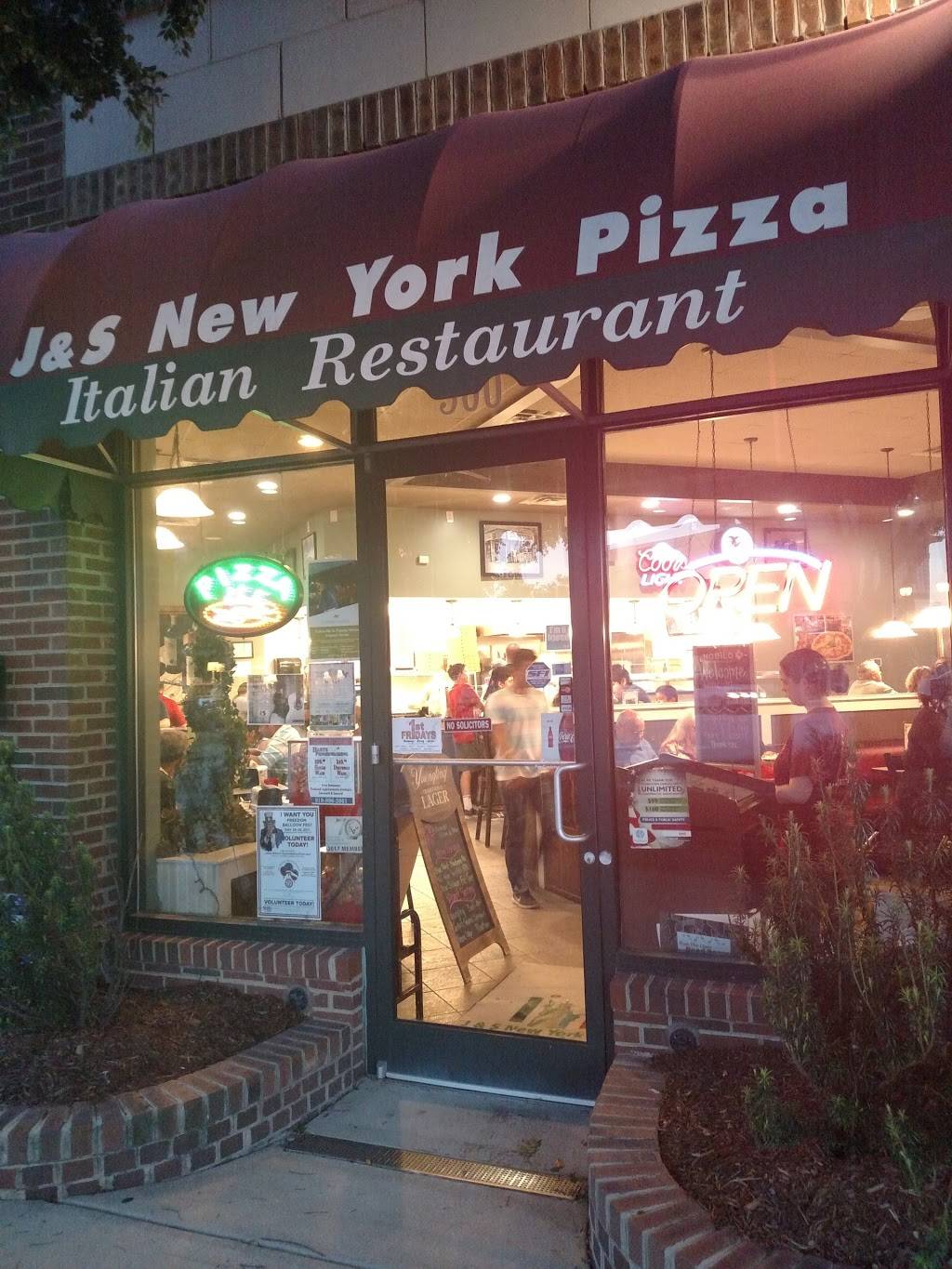 J & S New York Pizza | restaurant | 500 Broad St, Fuquay-Varina, NC 27526, USA | 9195576921 OR +1 919-557-6921
