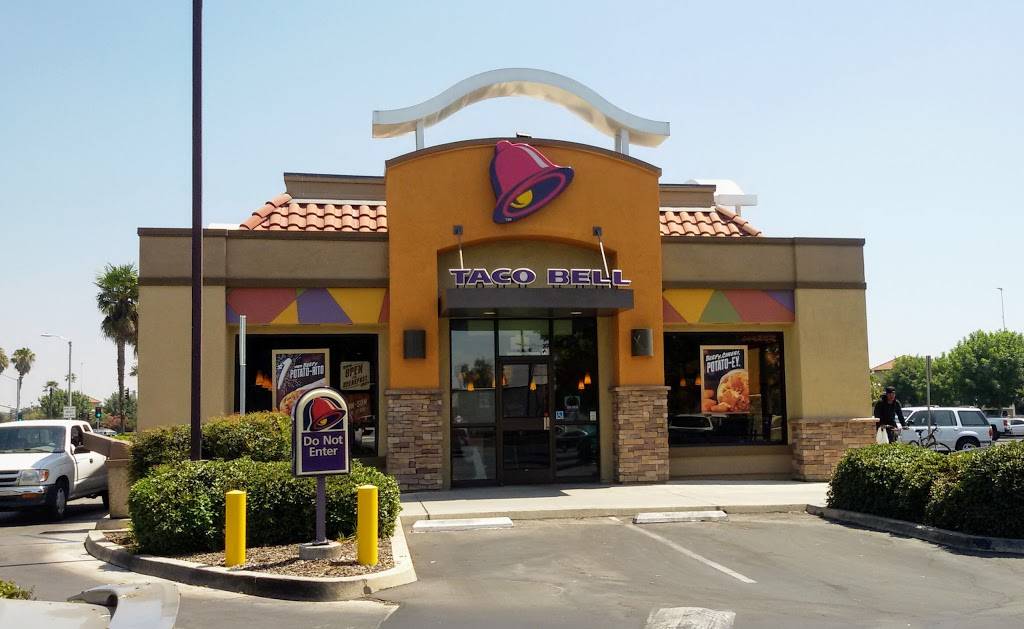 Taco Bell | meal takeaway | 1377 E Noble Ave, Visalia, CA 93292, USA | 5597397558 OR +1 559-739-7558