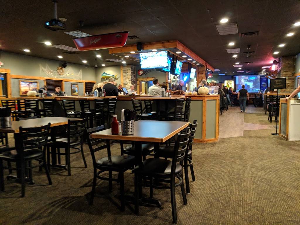 Surfside Bar and Grill | restaurant | 2544 Commerce Blvd, Mound, MN 55364, USA | 9522831136 OR +1 952-283-1136