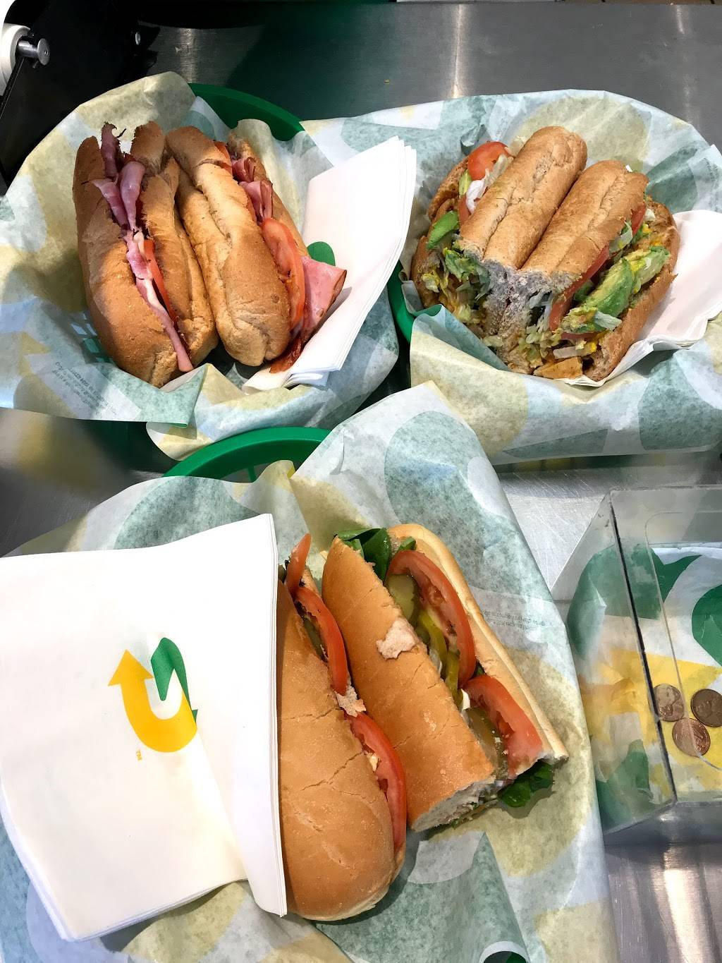 Subway Restaurants | restaurant | 494 W Orange Show Rd, San Bernardino, CA 92408, USA | 9098850555 OR +1 909-885-0555