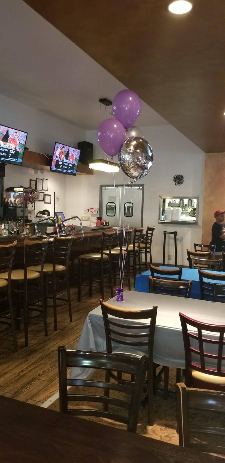 Detroit Blues Cafe | restaurant | 14493 Gratiot Ave, Detroit, MI 48205, USA | 3134663400 OR +1 313-466-3400