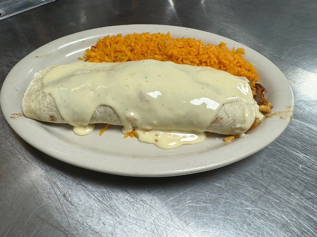 EL Catrin Andover | restaurant | 6669 OH-85, Andover, OH 44003, USA | 4402935551 OR +1 440-293-5551