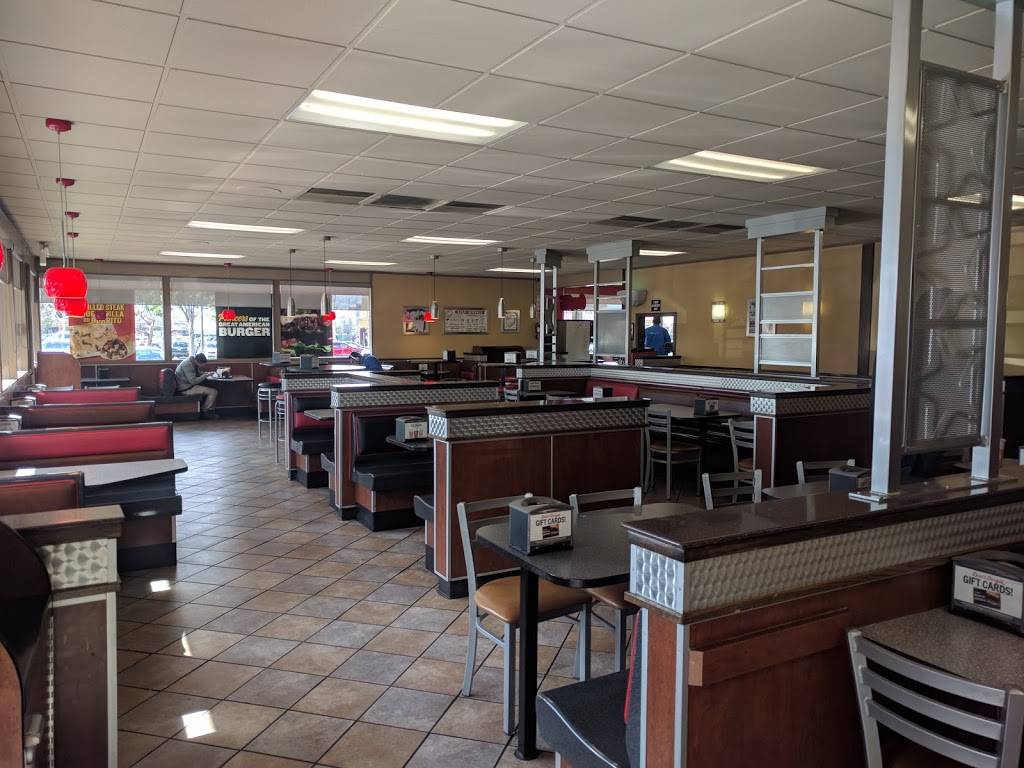 Carls Jr. Green Burrito | restaurant | 6947 Katella Ave, Cypress, CA 90630, USA | 7142204977 OR +1 714-220-4977