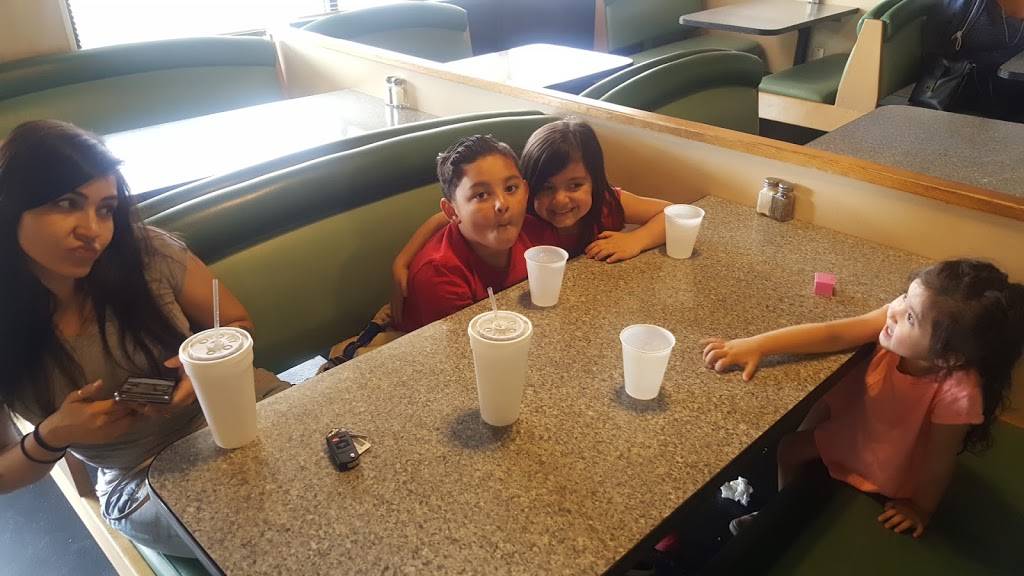 Rays Pizza | restaurant | 3414 W Union Hills Dr #5, Phoenix, AZ 85027, USA | 6235811640 OR +1 623-581-1640