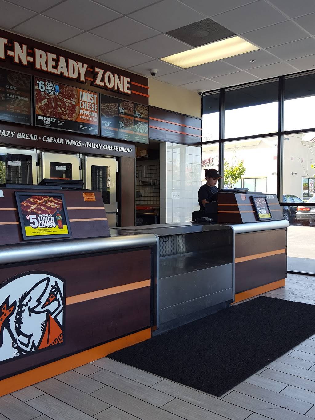 Little Caesars Pizza | meal takeaway | 28190 Newhall Ranch Rd, Valencia, CA 91355, USA | 6612579600 OR +1 661-257-9600