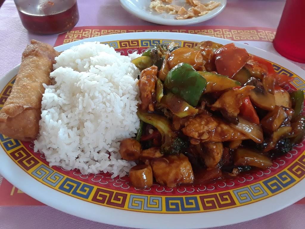 Golden Crown Inn | restaurant | 2739 S Staples St, Corpus Christi, TX 78404, USA | 3618538886 OR +1 361-853-8886