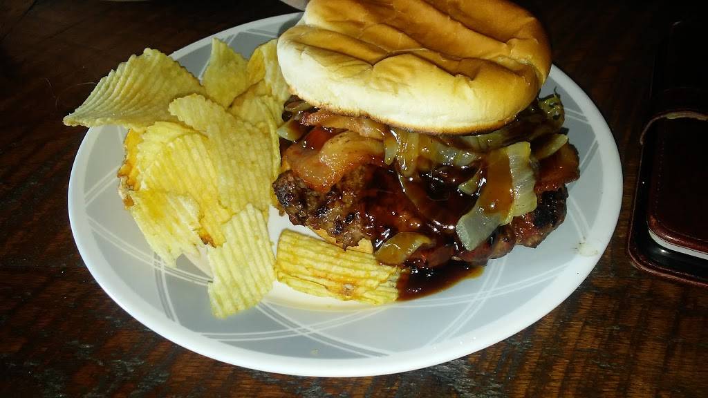 Wooden Nickel Saloon | restaurant | 136 Main St, Ferryville, WI 54628, USA | 6087343999 OR +1 608-734-3999