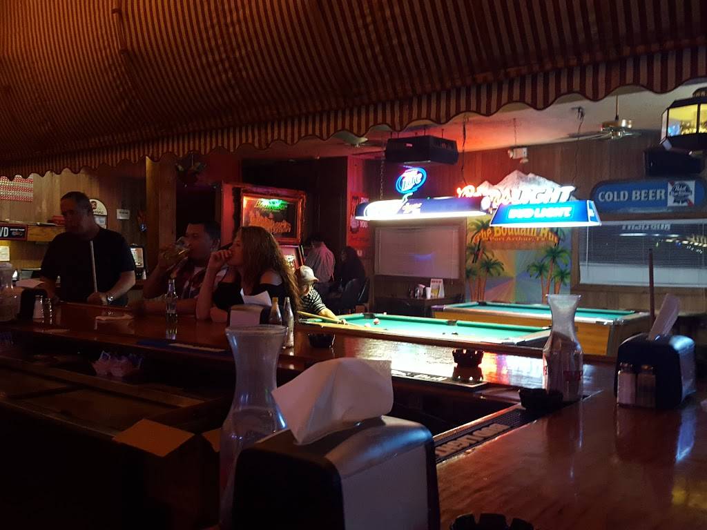 The Boudain Hut | restaurant | 5714 Gulfway Dr, Port Arthur, TX 77642, USA | 4099625079 OR +1 409-962-5079