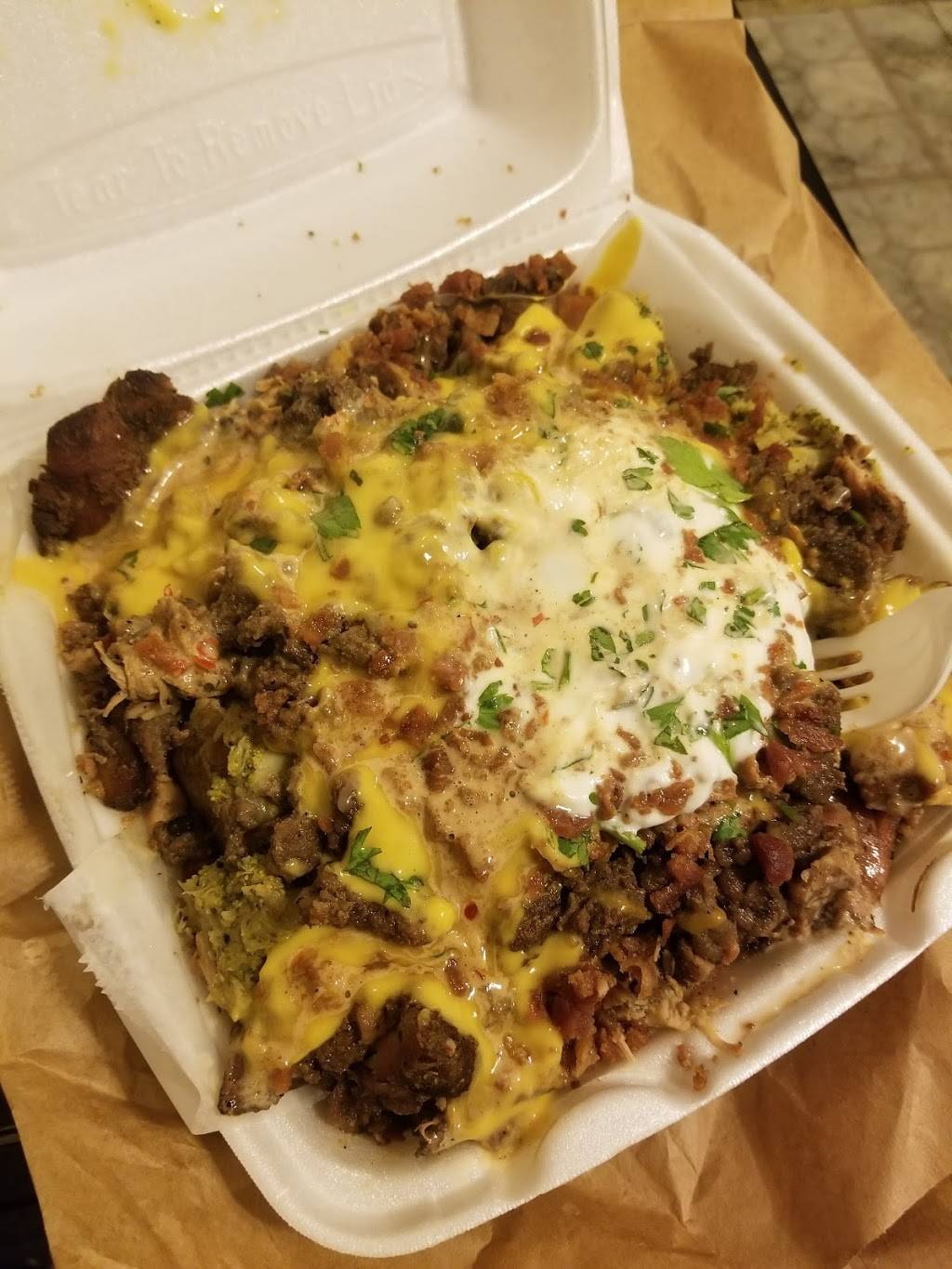 Taylormade Que | restaurant | 6717 S Halsted St, Chicago, IL 60621, USA | 8722443616 OR +1 872-244-3616