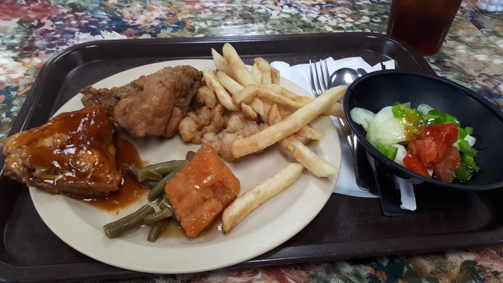 Beths Country Kitchen | restaurant | 917 S Pearl St, Pageland, SC 29728, USA | 8436722650 OR +1 843-672-2650