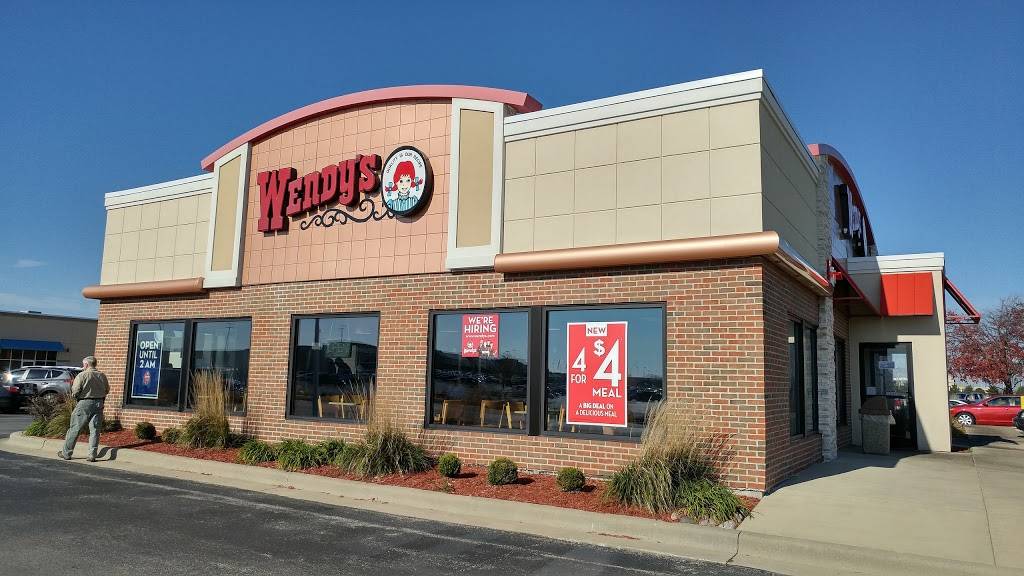 Wendys | restaurant | 2901 Lindbergh Blvd, Springfield, IL 62704, USA | 2175465516 OR +1 217-546-5516