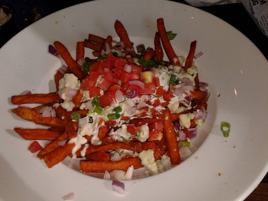 Flying Fish Public Market & Grill | restaurant | 4744 U.S. 17 S, North Myrtle Beach, SC 29582, USA | 8436633474 OR +1 843-663-3474