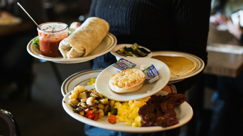 Tobeys 19th Hole Restaurant | restaurant | 2600 Golf Course Dr, San Diego, CA 92102, USA | 6192345921 OR +1 619-234-5921