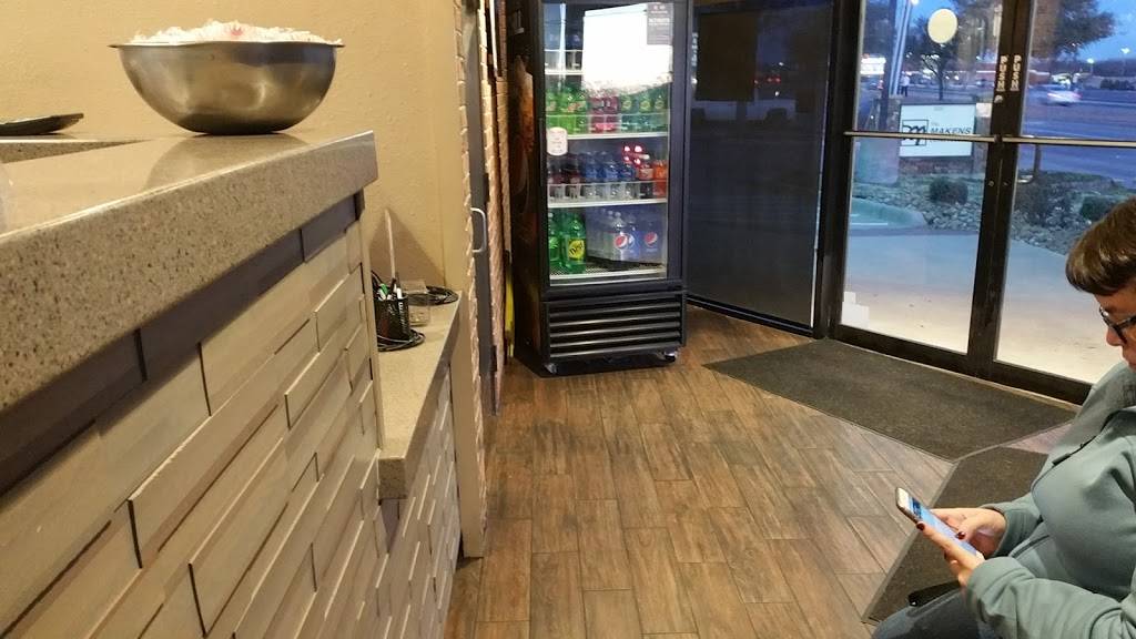 Pizza Hut | restaurant | 3229 Harwood Rd, Bedford, TX 76021, USA | 8175455599 OR +1 817-545-5599