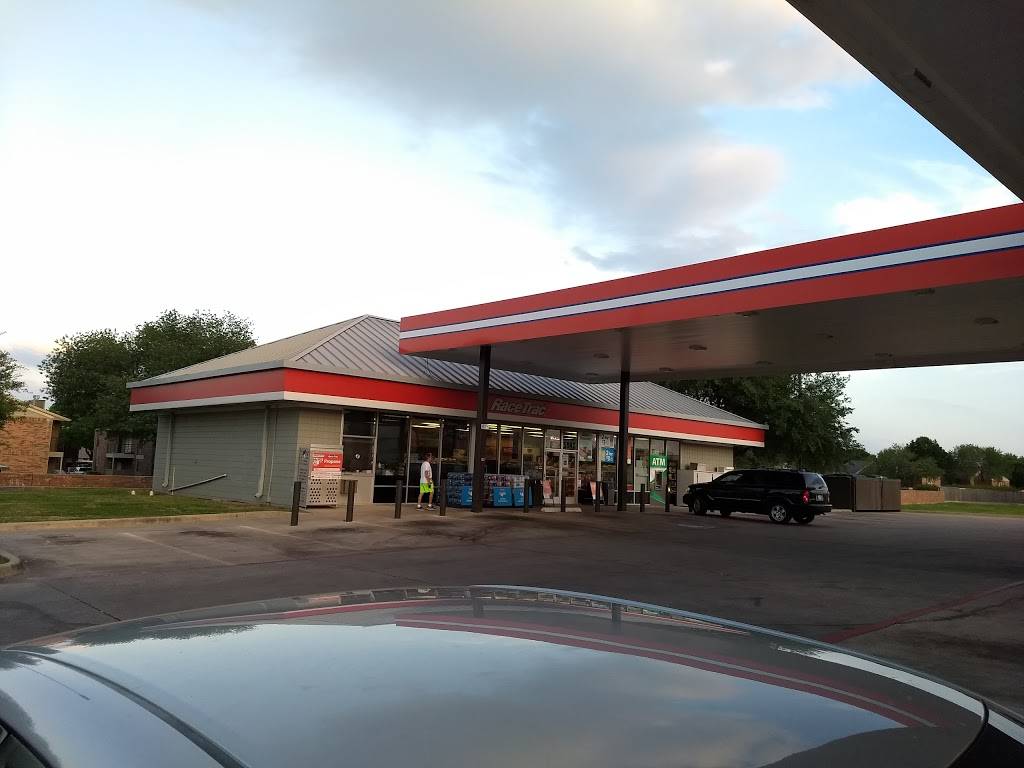 RaceTrac | cafe | 5640 Rufe Snow Dr, North Richland Hills, TX 76180, USA | 8175148881 OR +1 817-514-8881