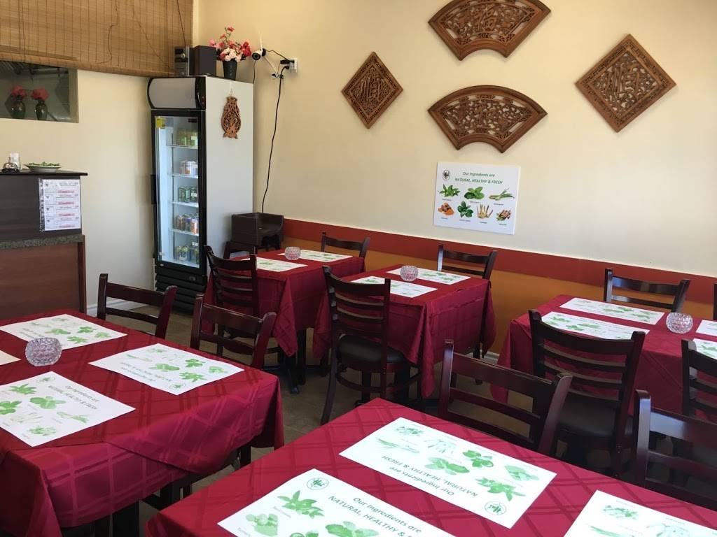 Hai Thai & Vietnamese Cuisine | restaurant | 701 Dundas St W, Whitby, ON L1N 2N3, Canada | 9054935888 OR +1 905-493-5888