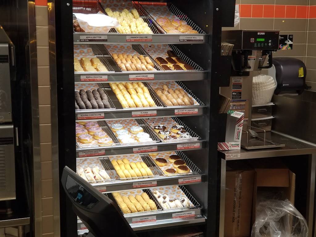 Dunkin | cafe | 23771 El Toro Rd, Lake Forest, CA 92630, USA | 9496003843 OR +1 949-600-3843