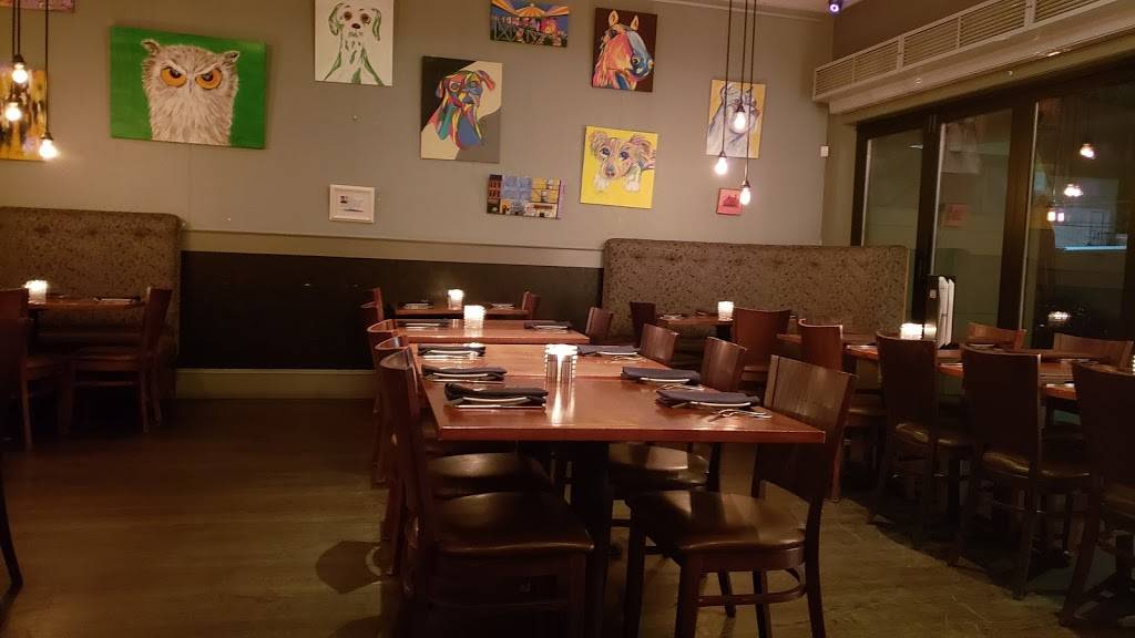 Garlic Steak & Seafood | restaurant | 907 Main St #101, Stroudsburg, PA 18360, USA | 5704766555 OR +1 570-476-6555