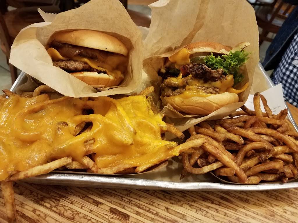 Elevation Burger | restaurant | 85 Western Ave, South Portland, ME 04106, USA | 2078990406 OR +1 207-899-0406