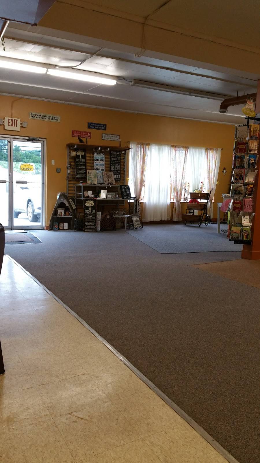 Martela Specialty Shop | meal takeaway | 256 Mars Valencia Rd, Mars, PA 16046, USA | 7246870611 OR +1 724-687-0611